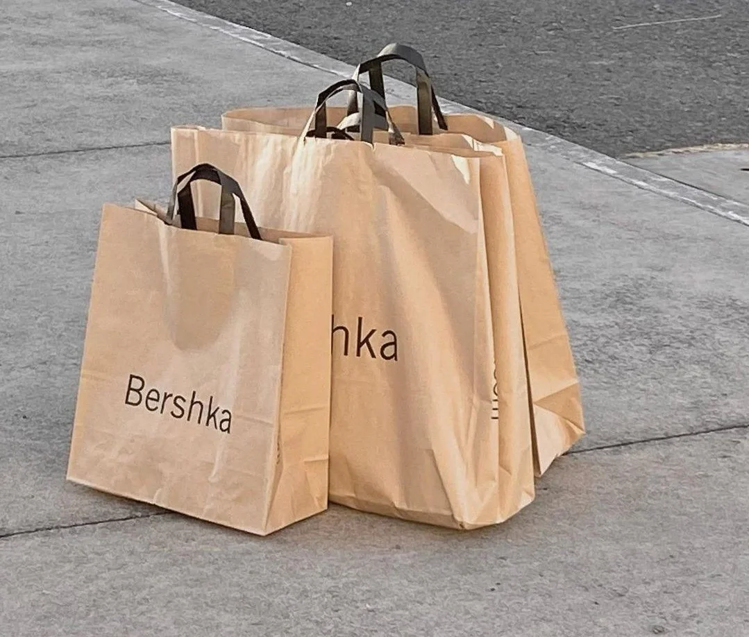 Bershka apuesta por los básicos renovados: las prendas que no te querrás quitar este otoño