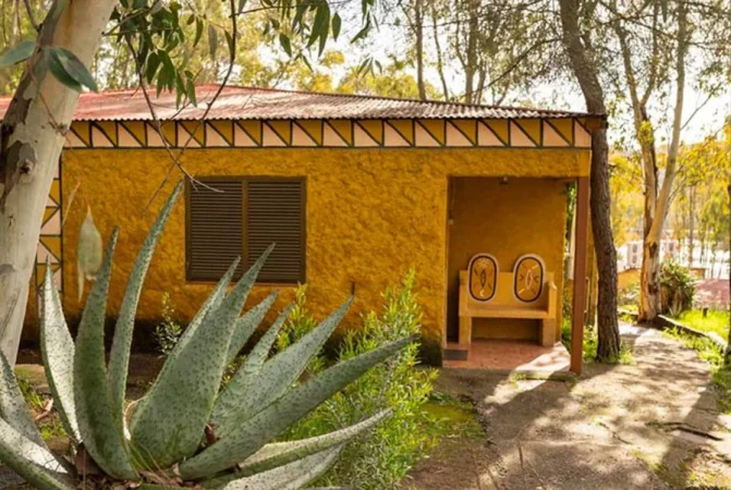 Casitas en el lago y alojamiento único, otra de las opciones de la Texas de España