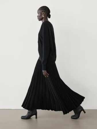 Falda plisada con lana