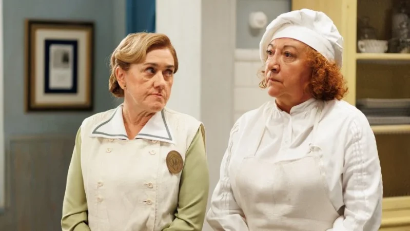 La Promesa: el derrumbe de Catalina tras la dura confesión de Pelayo 75 Merca2.es La Moderna Antonia y Esperanza Merca2.es