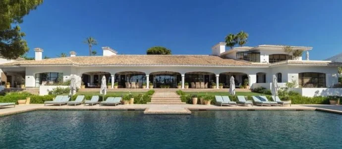Los contrastes de Marbella: de chalets de 7M€ a estudios 'okupados' de 66.000 1 Merca2.es Marbella2 Merca2.es