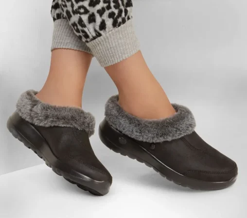 Skechers ha sacado las zapatillas tipo Crocs perfectas para estar por casa este invierno 50 Merca2.es Skechers GO Lounge: On-the-GO Joy - Gratify