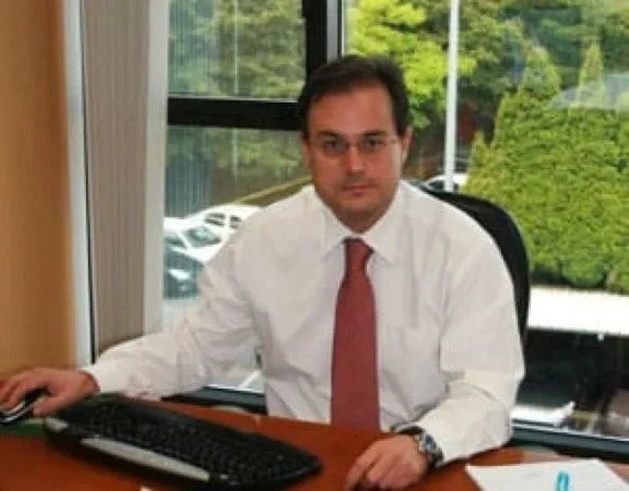 Vidrala: la diversificación de la empresa compensa el mal momento del sector 1 Merca2.es Vidrala Gorka Schmitt Zalbide Merca2.es