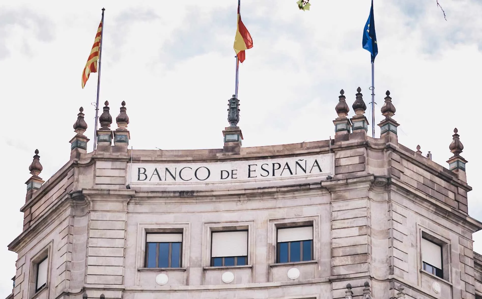 El Banco de España lo confirma: tu banco no puede obligarte a contratar un seguro de vida para darte una hipoteca