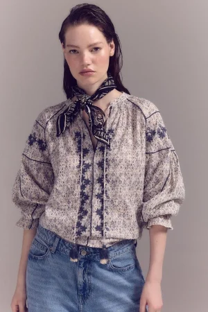 Las 5 camisas estampadas y súper cómodas de Slowlove que están arrasando en Cortefiel 77 Merca2.es Cortefiel bordados