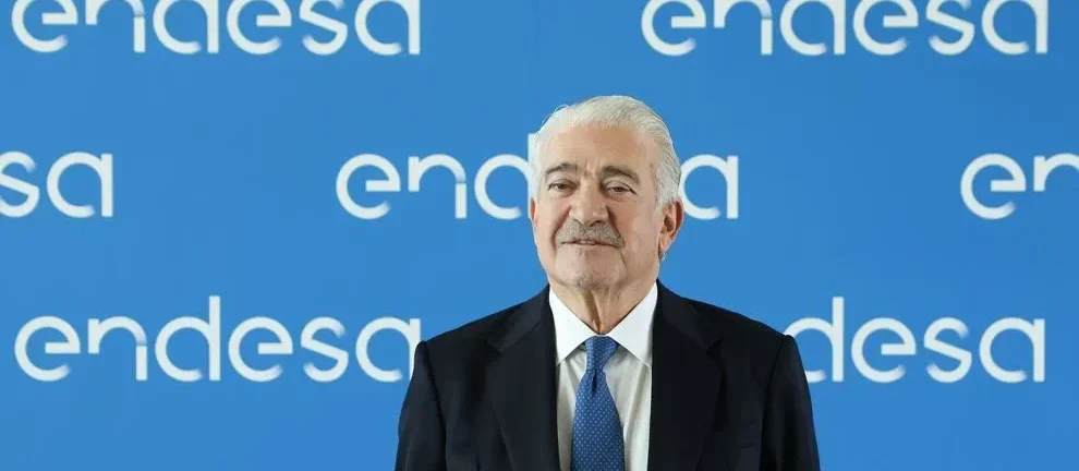 Bogas dejará el manto de Endesa a Vittorio Armani: una posible italianización de la empresa Bogas dejará el manto de Endesa a Vittorio Armani: una posible italianización de la empresa