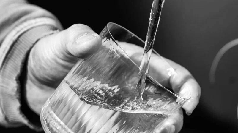 Dureza del agua: clave para el sabor según la OCU