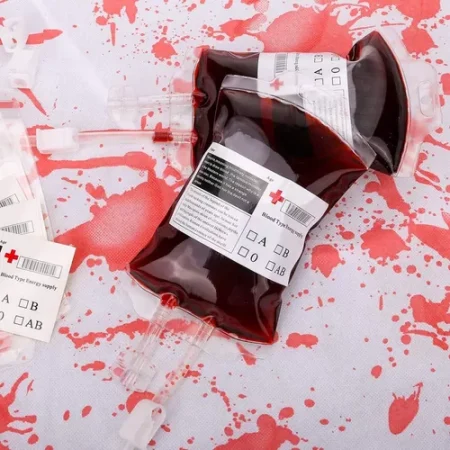 La OCU te da 10 consejos clave para un Halloween sin riesgos 2 Merca2.es El riesgo oculto detrás de la sangre falsa