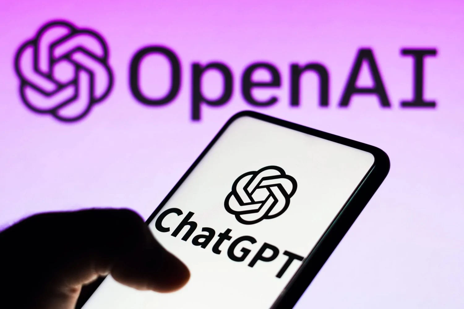Nuevo culebrón OpenAI: el altruismo pierde ante el ‘ánimo de lucro’