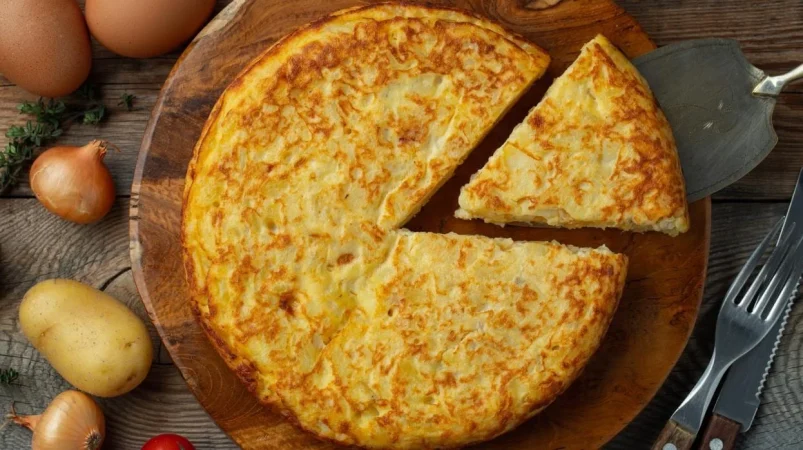 5 minutos y 4 ingredientes para esta receta de tortilla saludable ideal para la cena