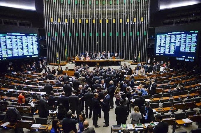 El Senado de Brasil elige a Gabriel Galipolo como gobernador del banco central