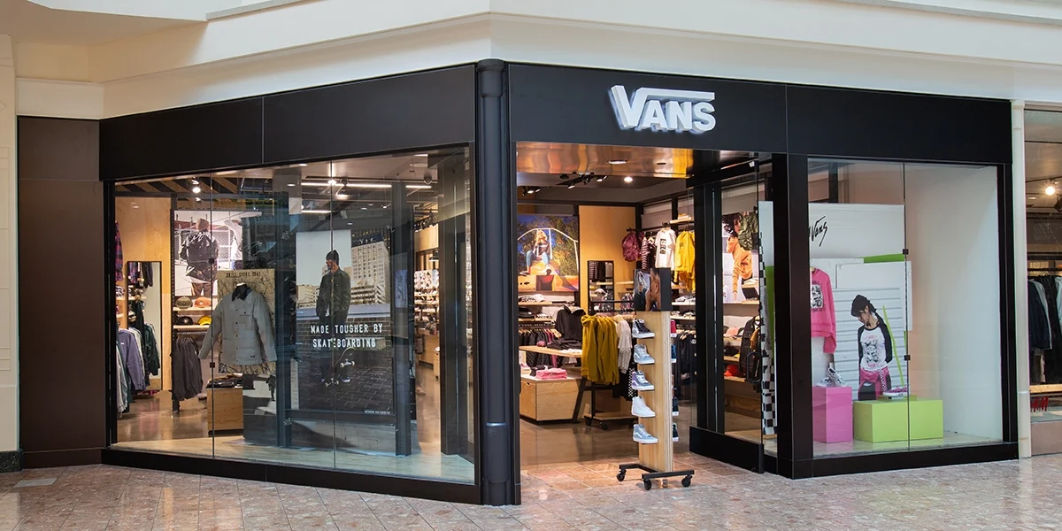 Las nuevas zapatillas impermeables de Vans que te harán olvidar de las Converse para ir a la oficina
