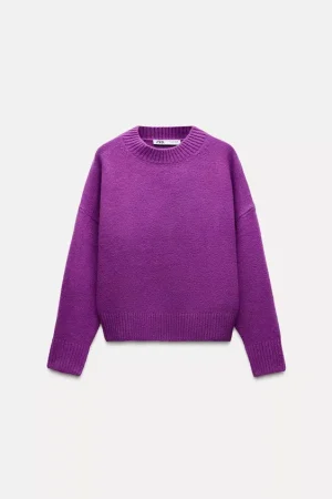Los 5 jerséis más estilosos de Zara que se agotarán en breves porque son perfectos para llevar en otoño 41 Merca2.es Zara morado