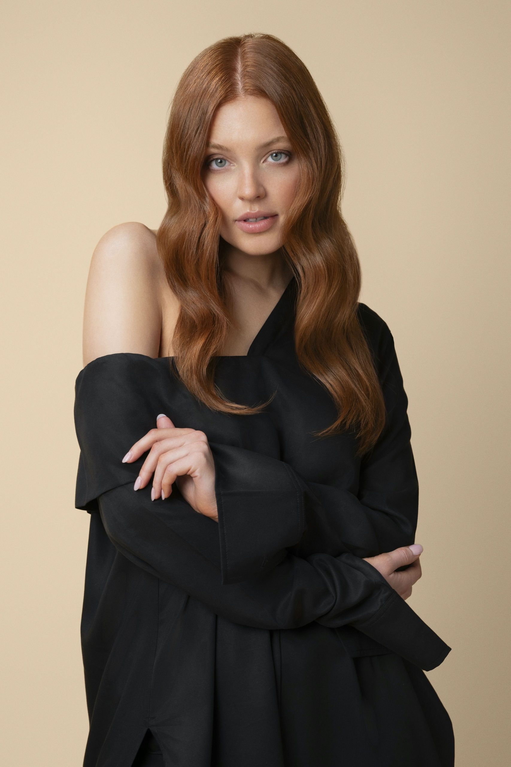 ID Collection: Óscar Palos para Arkhé Cosmetics