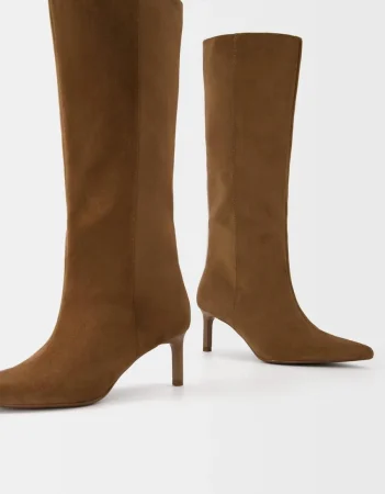 Bota tacón kitten antelina