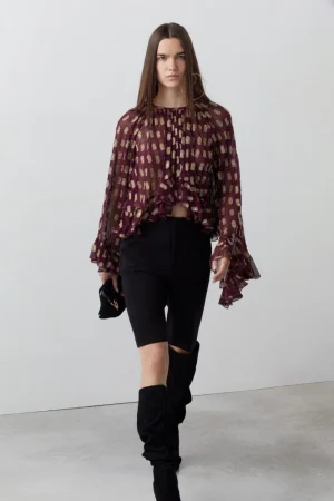 Esta preciosa y sedosa camisa de Sfera es perfecta para looks de oficina 81 Merca2.es Camisa volantes lurex