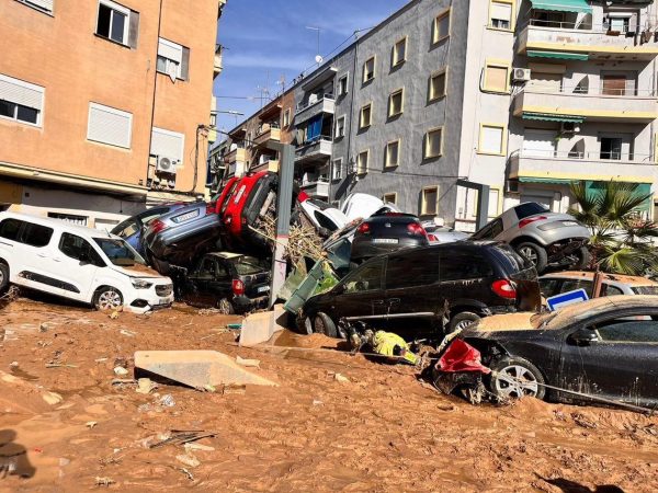 Consum anticipa la nómina de los trabajadores para paliar los efectos de la DANA 2 Merca2.es DANA Espaa Merca2.es