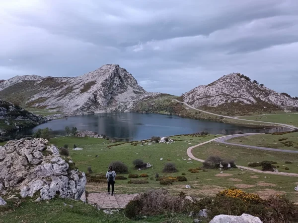 ¿Cómo llegar a Los Lagos de Covadonga?