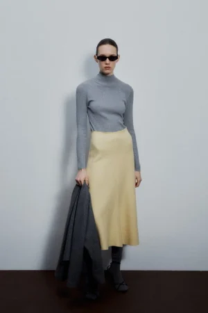 Falda midi matequilla