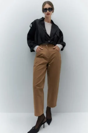 Pantalón algodón cortes