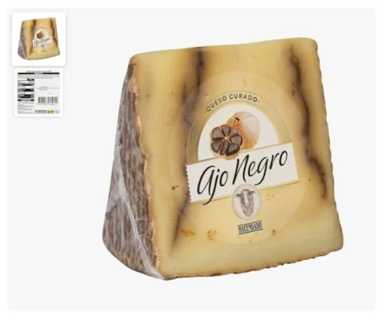 Queso curado de oveja con ajo negro Hacendado