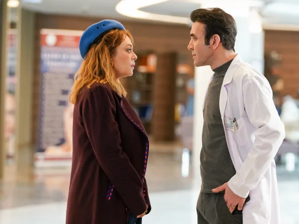 Renacer serie Antena 3 Merca2.es