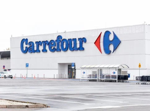 Carrefour lidera el gasto online de bebidas y alimentación por delante de Mercadona y El Corte Inglés Carrefour lidera el gasto online de bebidas y alimentación por delante de Mercadona y El Corte Inglés