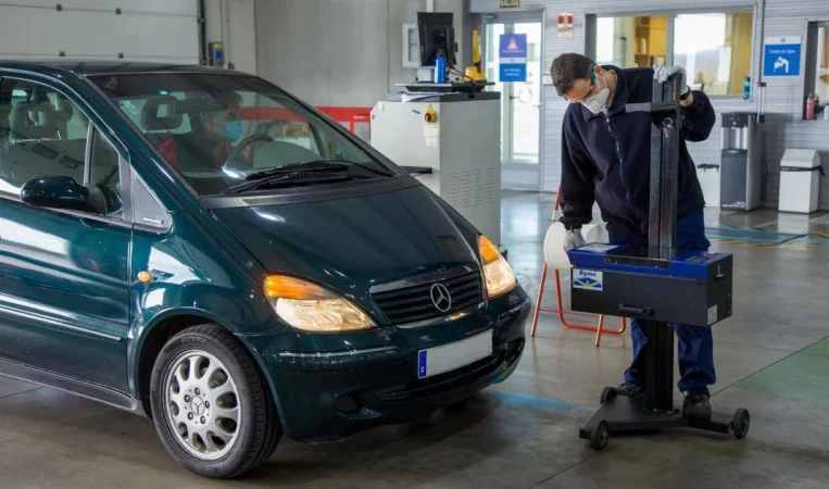 Si te preocupa no pasar la ITV tiene que leer este artículo sí o sí 32 Merca2.es como tubo pasta dientes pasar itv importancia visibilidad Merca2.es