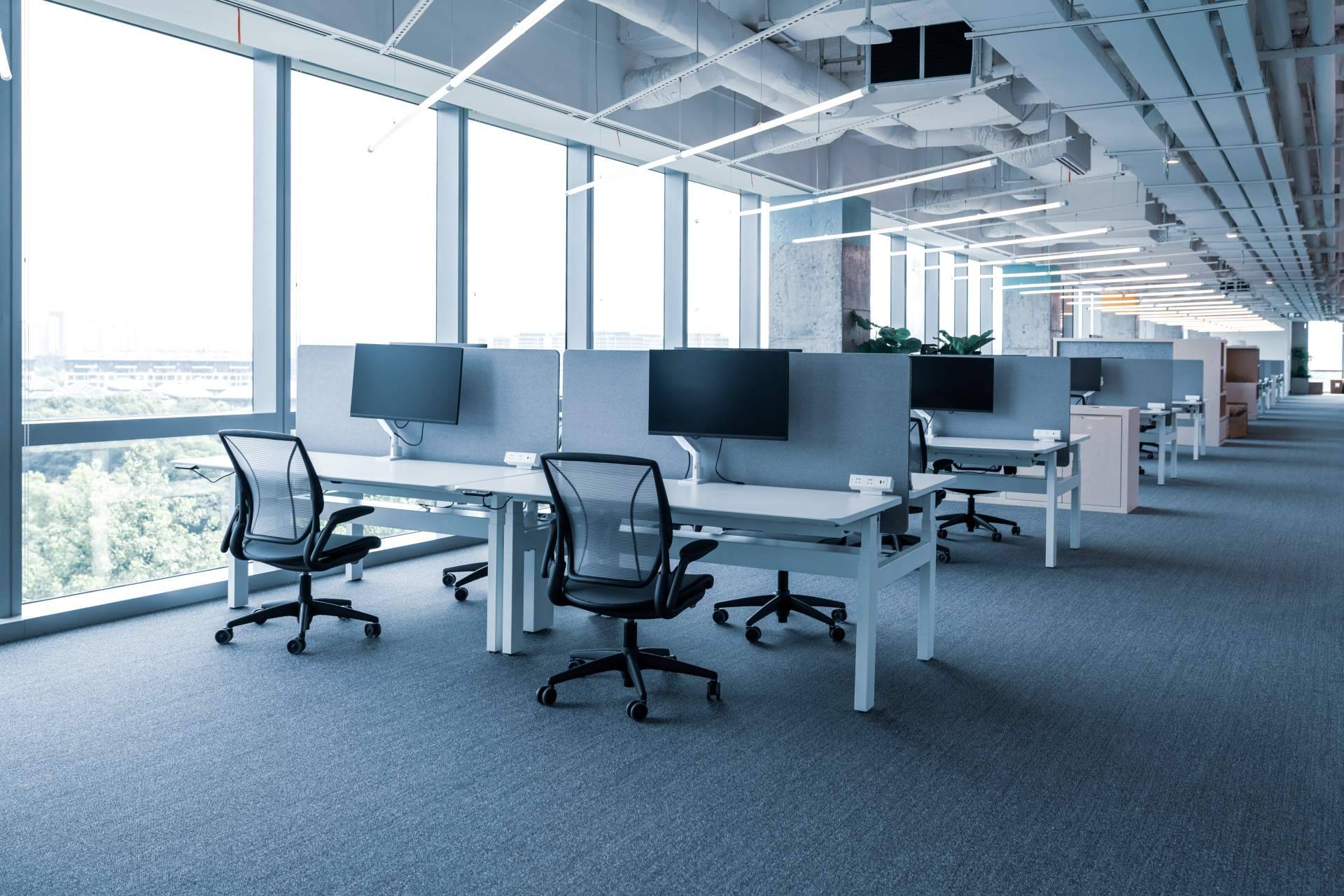 SillaOficina365 lanza su campaña de Black Friday 2024 con grandes descuentos en sillas de oficina y escritorio