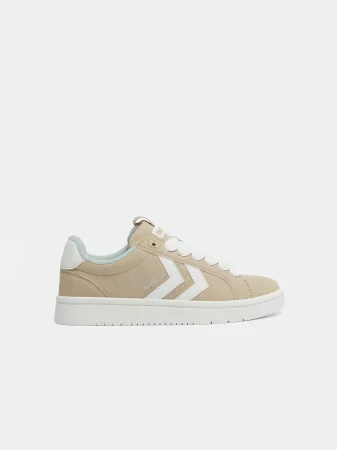 Lefties tiene 5 zapatillas cómodas y elegantes que te harán lucir como nunca por menos de 30 euros 46 Merca2.es Lefties skate