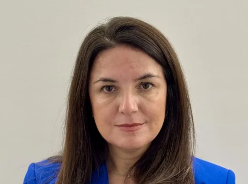 Ana_Diaz Vantage Towers Ana_Diaz Vantage Towers