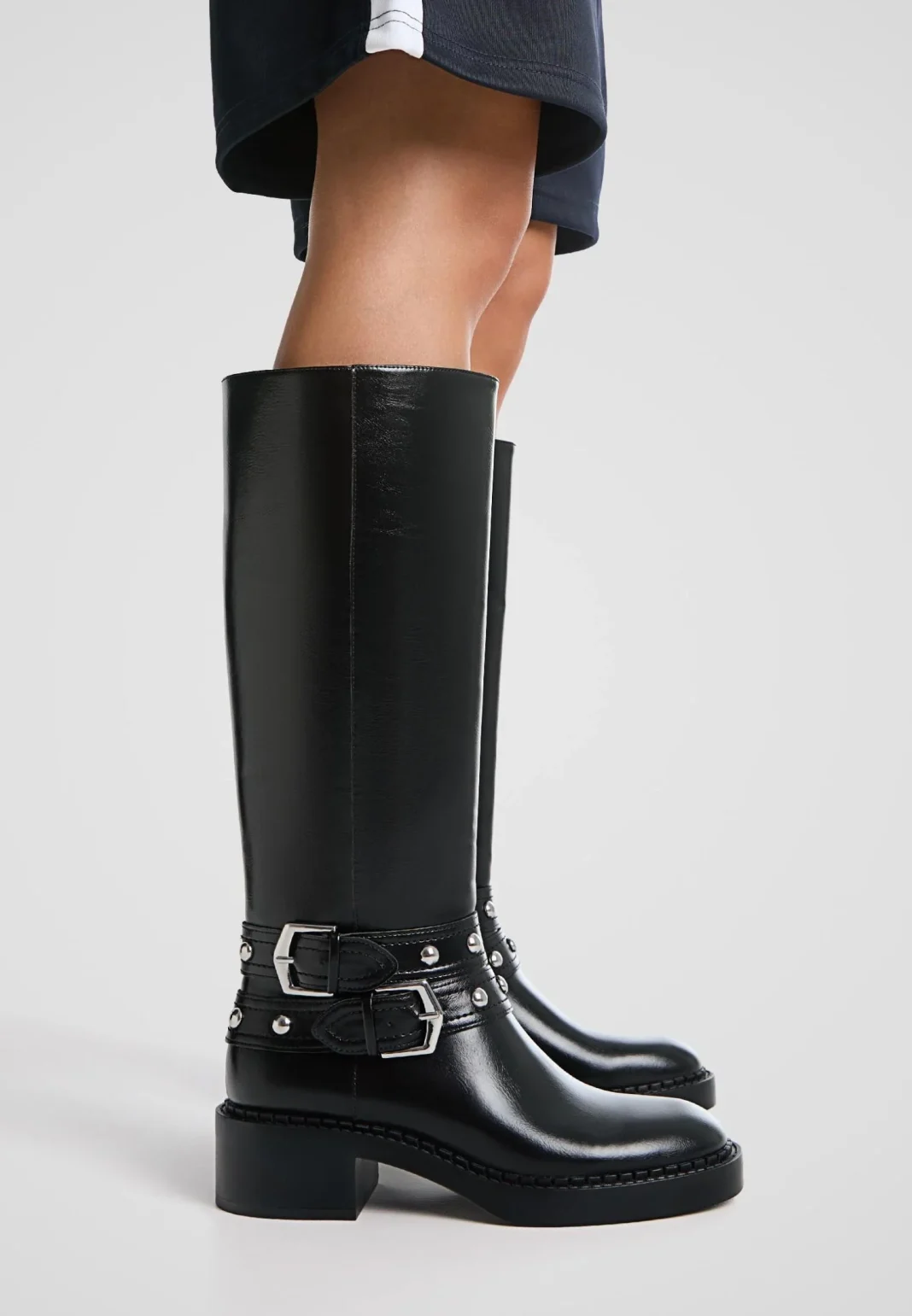 Botas planas doble hebilla