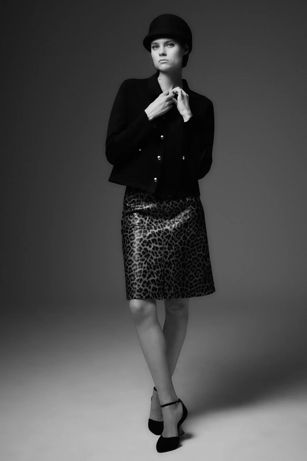 Chaqueta corta bolsillos