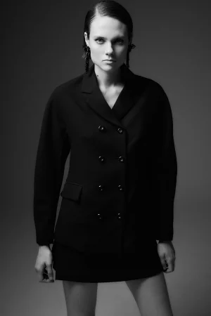 Chaqueta crepe negra