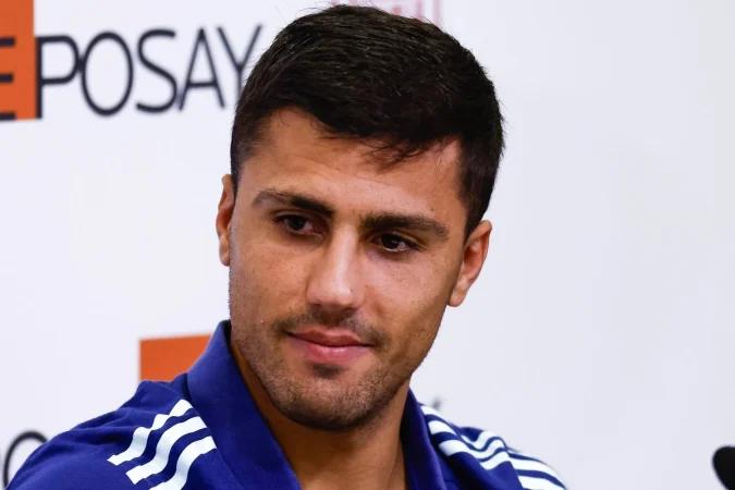 EuropaPress 6190419 rodri hernandez attends an interview during the presentation of sponsorship Merca2.es