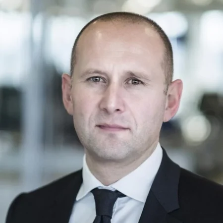 El año de la incertidumbre: cinco temáticas macro clave que observar en 2025 3 Merca2.es John Butler 1 Merca2.es