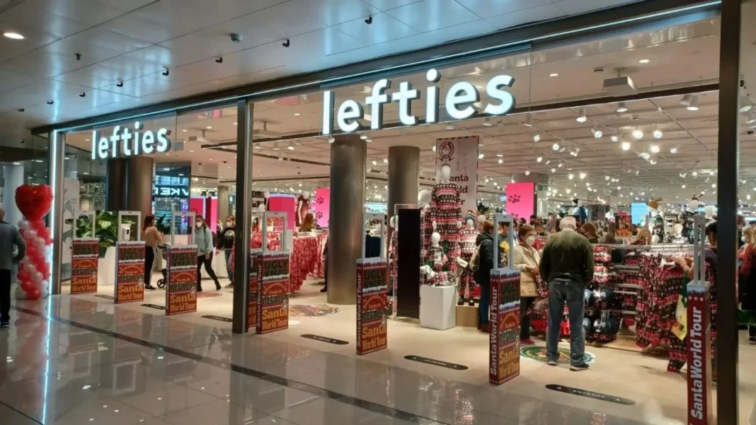 Los pijamas navideños de Lefties para toda la familia que arrasan este año por su diseño y precio increíble