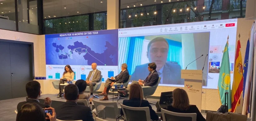 La ruta del 'Transcaspio' gana apoyos en Madrid: una oportunidad para Kazajstán 1 Merca2.es born bold kazajstan Merca2.es