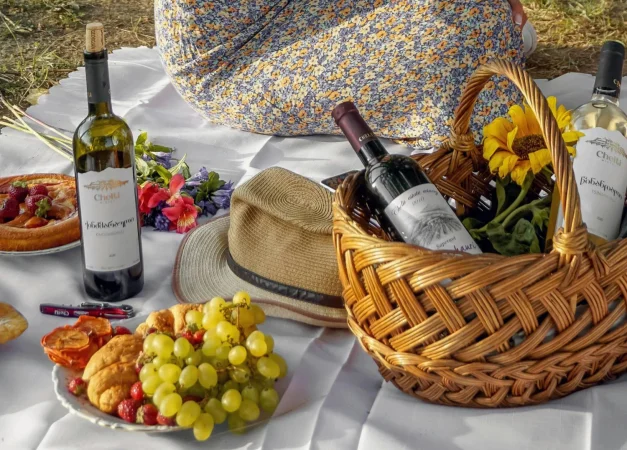 El vídeo que revela la cesta de Navidad de 200 euros de Amancio Ortega para sus empleados 68 Merca2.es Por qué se regala una cesta en Navidad: el origen de una tradición ancestral