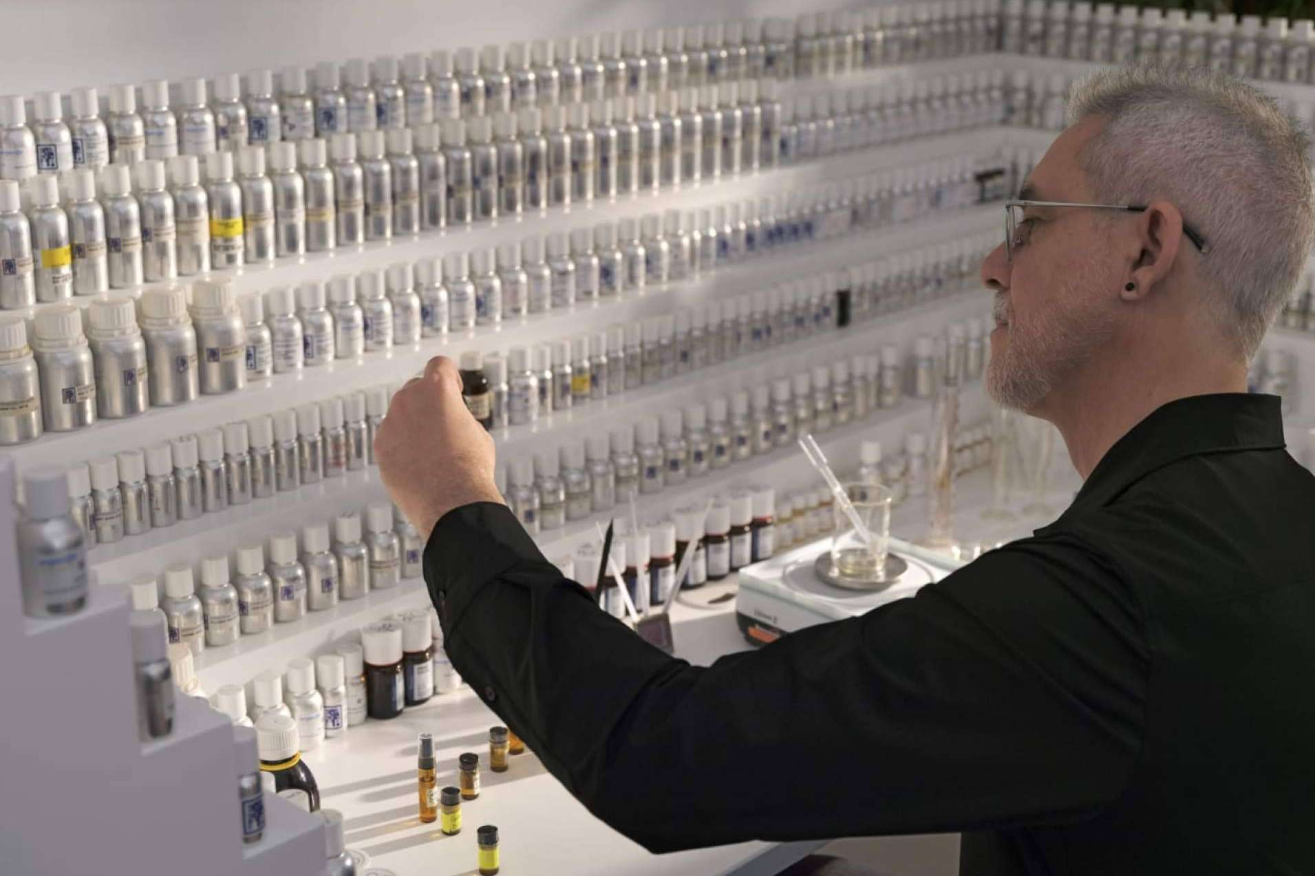 ‘D-Souls parfums’ estrena proyecto con el lanzamiento de su exclusiva colección en la sede de Sanchotena