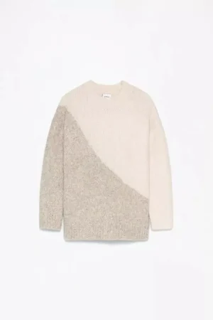 5 jerséis gorditos de Lefties para llevar con pantalones elegantes en cenas y reuniones 87 Merca2.es Lefties combinado