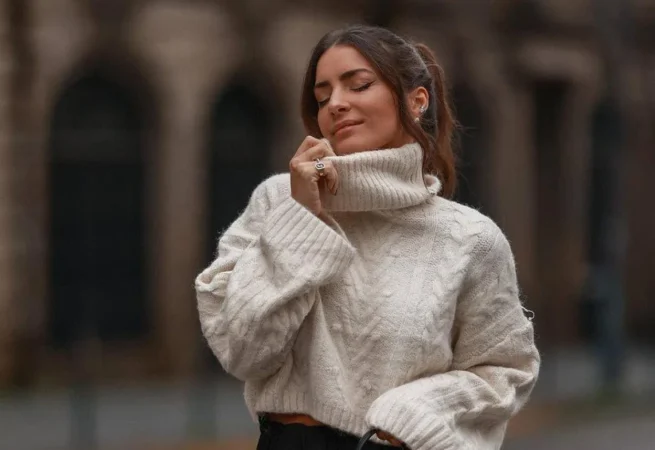 5 jerséis gorditos de Lefties para llevar con pantalones elegantes en cenas y reuniones 86 Merca2.es Lefties jerséis