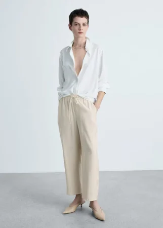 Mango tiene los 5 pantalones anchitos más cómodos y elegantes para vestir en invierno 9 Merca2.es Mango elástica