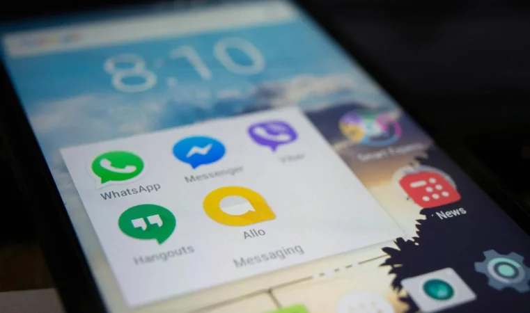 Guardar contactos es más fácil en WhatsApp