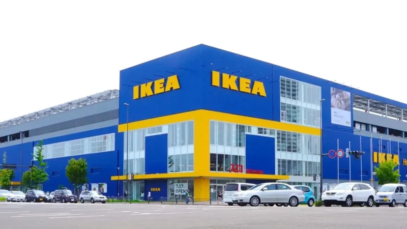 Ikea y su modelo Pax: un armario funcional pero caro