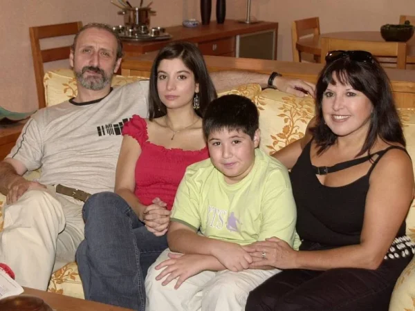 ¿Sabes qué fue de la actriz que daba vida a Natalia Cuesta en 'Aquí no hay quién viva'? No te lo vas a creer 28 Merca2.es 66929b2a08b94 Merca2.es