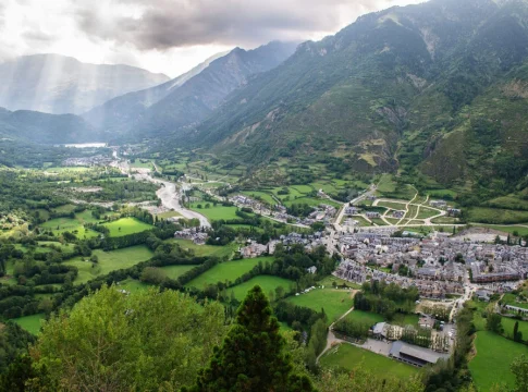 Los 3 destinos españoles más buscados para parejas que no quieren pasar fin de año con la familia Los 3 destinos españoles más buscados para parejas que no quieren pasar fin de año con la familia
