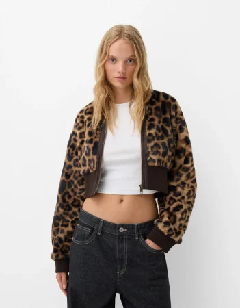 Chaqueta efecto pelo animal print
