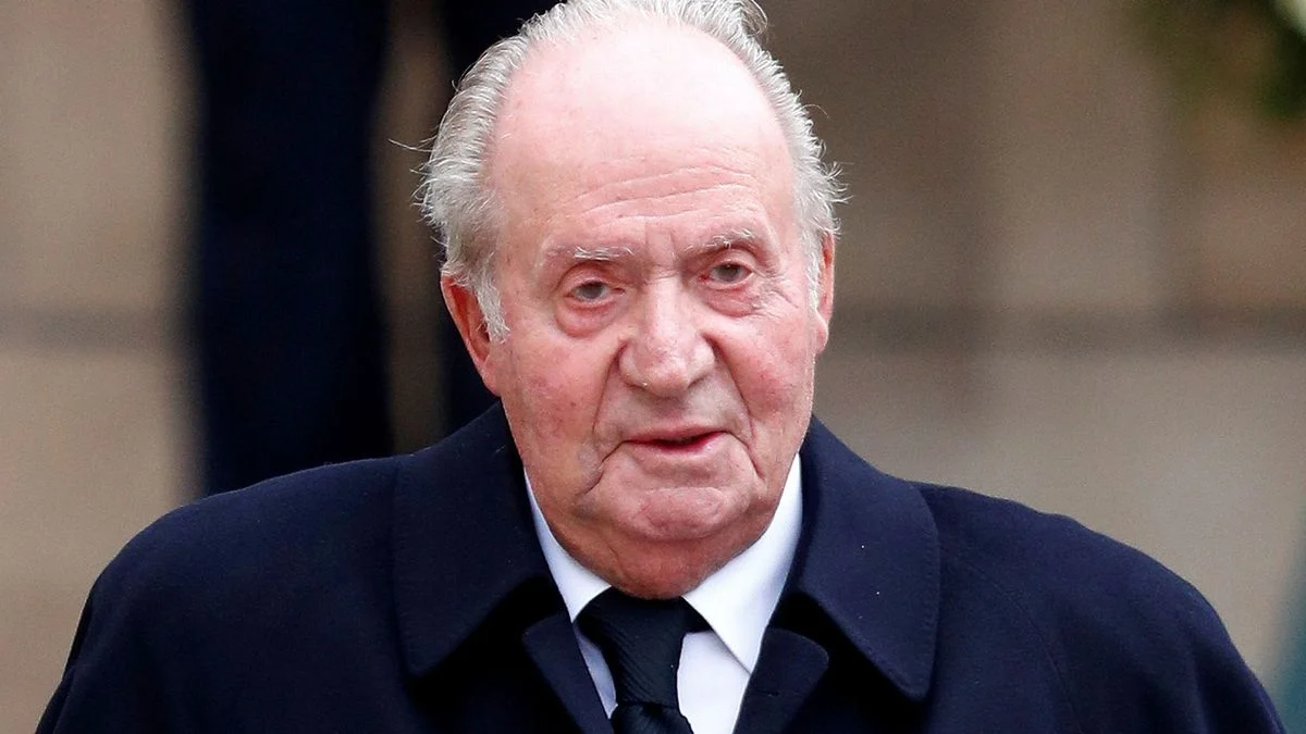 Una biografía desvela los graves problemas del rey Juan Carlos con sus hijas y nietos