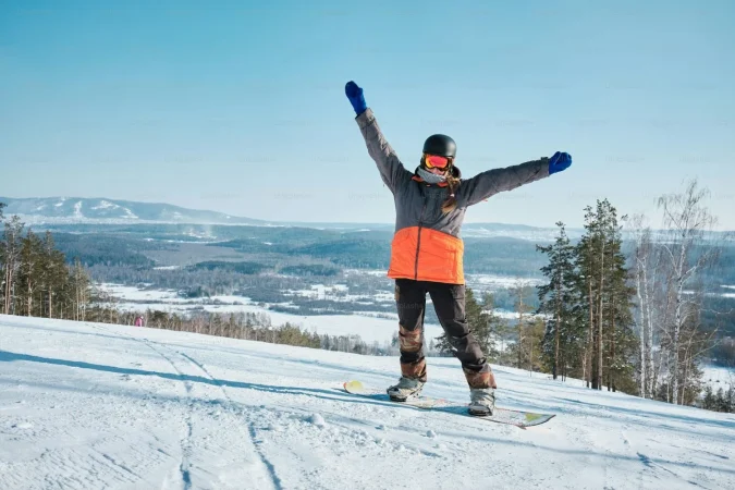 El pueblo a menos de una hora de Madrid donde disfrutar de un patrimonio cultural fuera de lo común 60 Merca2.es También tiene deportes para el invierno